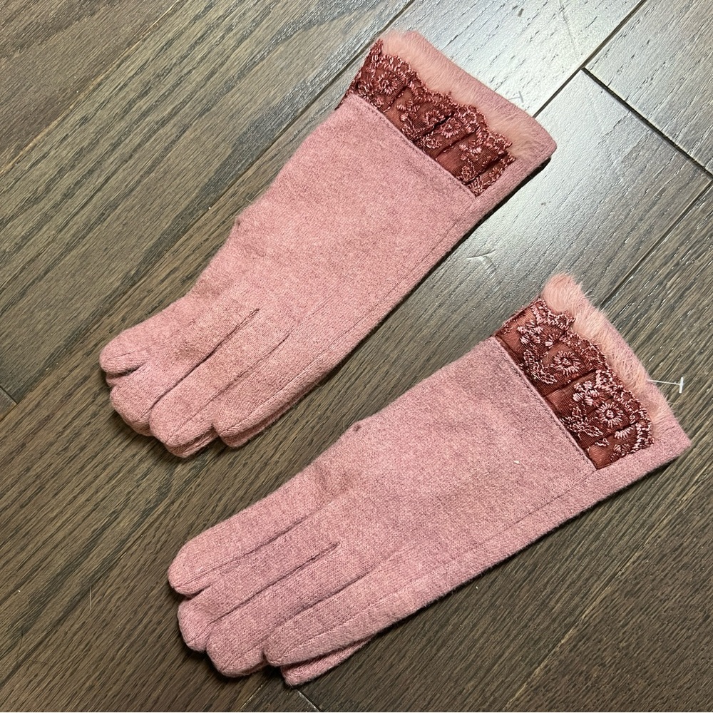 Gloves